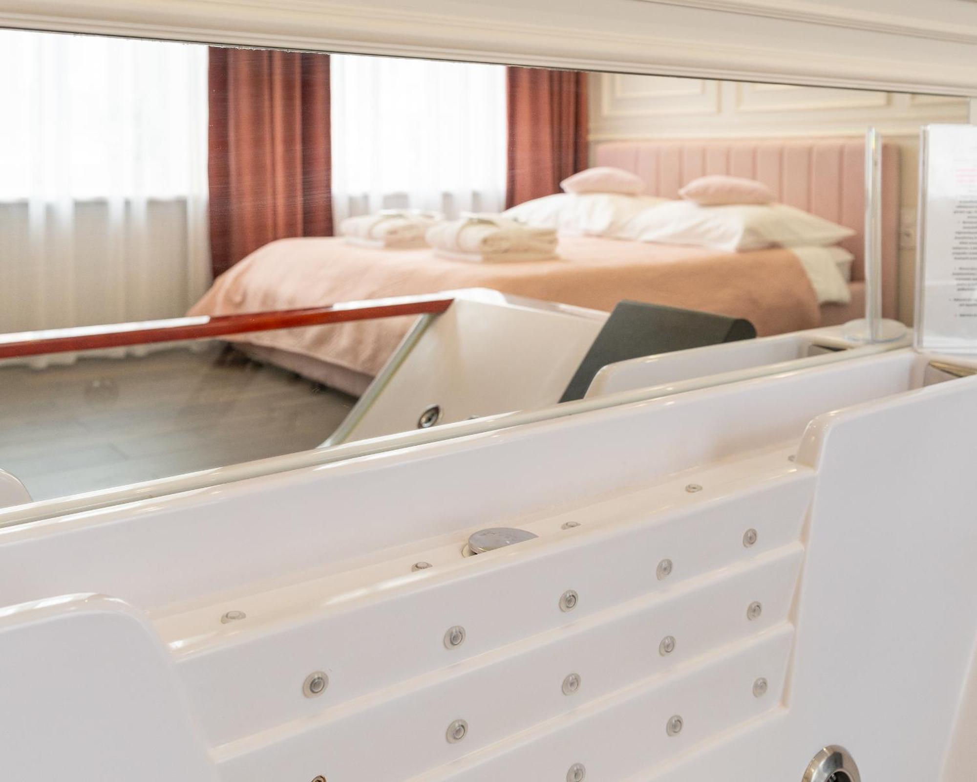 Apartament Glamour Prywatne Jacuzzi Starowislna Cracovie Extérieur photo